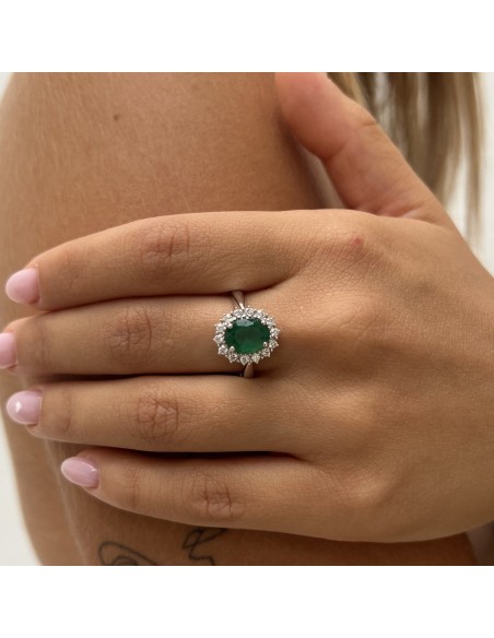 ANELLO ORO BIANCO SMERALDO 1,82 CARATI 14 DIAMANTI CONTORNO 0,32 CARATI [5d2e5f63]