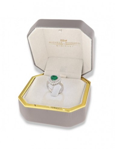 Anello Oro Bianco Principessa Smeraldo 7,5X7,5 Taglio Cuore 1,36 Carati e Diamanti 0,60 carati [75fe9448]