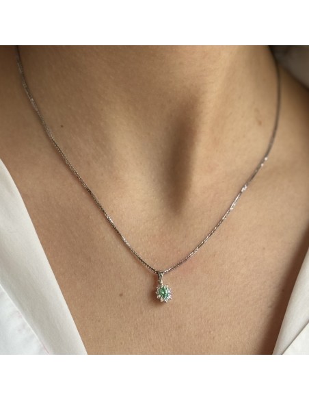 Collana Oro Bianco Principessa Smeraldo Ovale 0,16 Carati Diamanti 0,12 Carati [166c27ef]