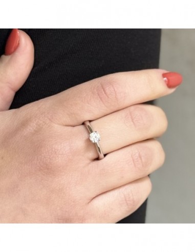 Anello Solitario Dritto Castone a V Scavato 0,40 Carati [b5bd5e84]