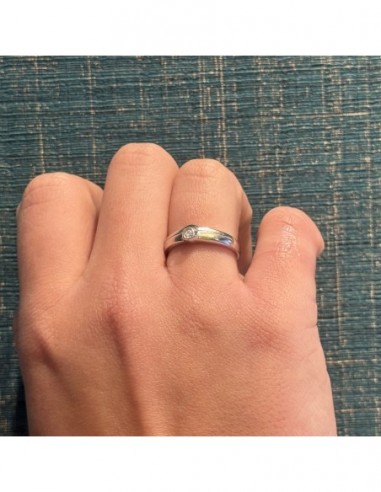 ANELLO ARGENTO SOLITARIO CAST. BATTUTO CON ZIRCONE [4c3e38fa]
