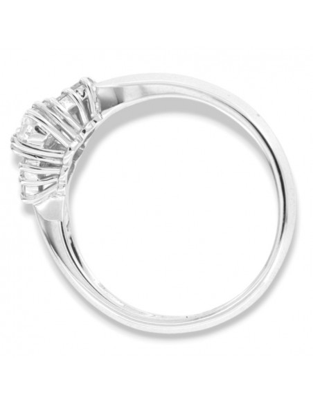 Anello Oro Bianco Solitario Diamante Ovale 0,42 Carati Contorno Diamanti Laterali 0,12 Carati [2ae874fc]